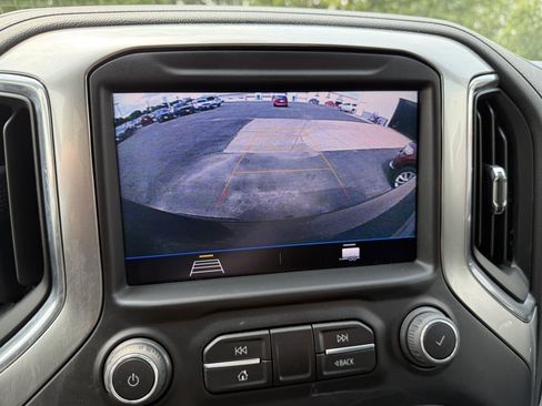 Used 2021 Chevrolet Silverado 1500 LT Trail Boss w/ Bed Protection Package AWD/4WD image 24