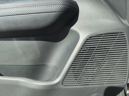 New 2026 Nissan Kicks SR FWD image 23