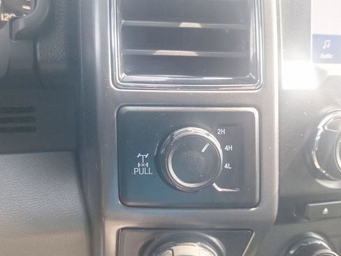 Used 2018 Ford F150 XLT w/ Equipment Group 302A Luxury AWD/4WD image 31