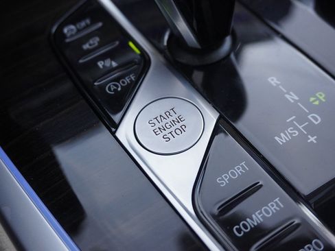 Used 2019 BMW X7 xDrive40i w/ Luxury Seating Package image 75