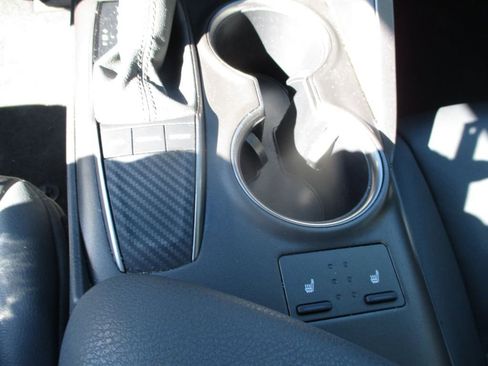 Used 2024 Toyota Camry SE w/ Cold Weather Package image 14