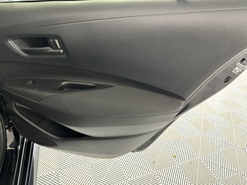 Used 2023 Toyota Corolla LE image 31