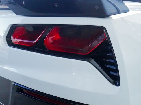 Used 2018 Chevrolet Corvette Grand Sport RWD image 26