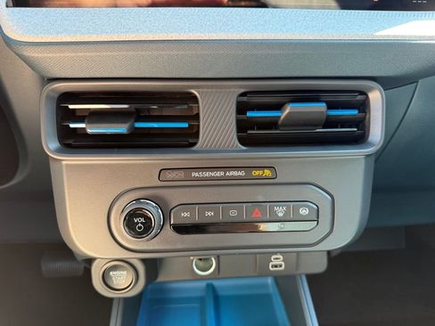 New 2025 Ford Maverick XLT w/ XLT Luxury Package image 27