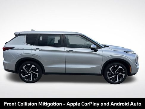 Used 2023 Mitsubishi Outlander SE AWD/4WD image 8