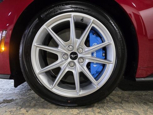Used 2024 Ford Mustang GT Premium image 23