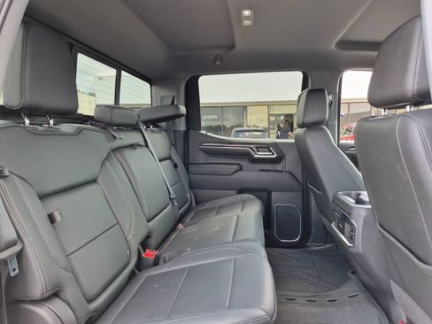 Used 2023 Chevrolet Silverado 1500 LTZ w/ Technology Package AWD/4WD image 30