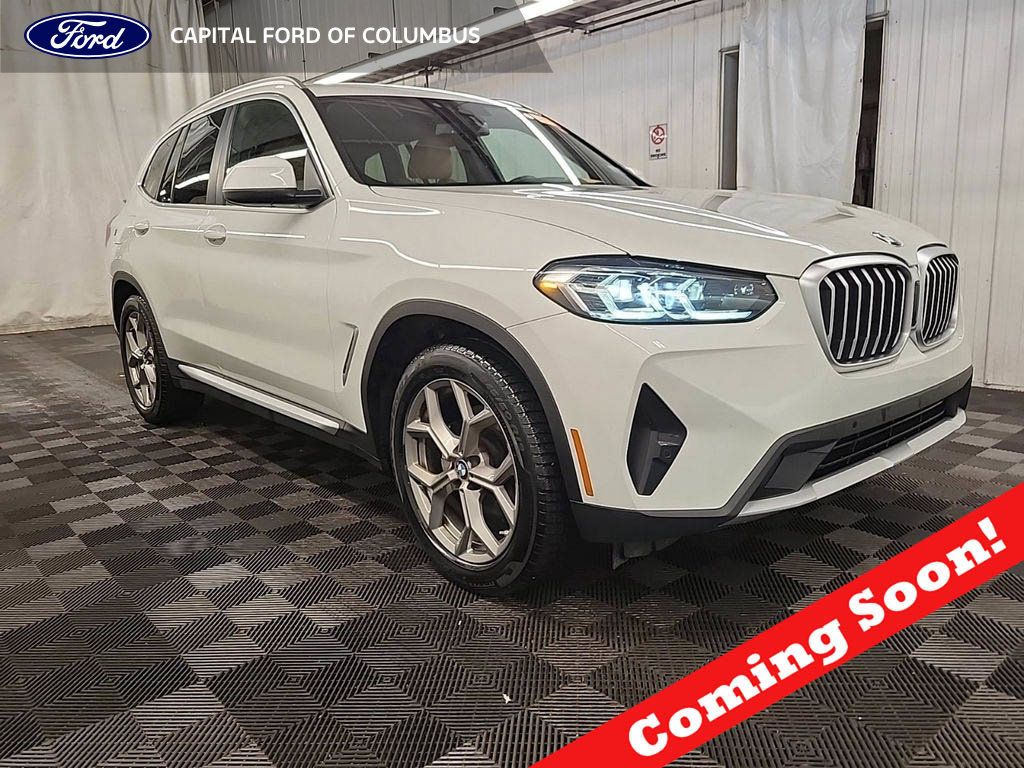 Used 2023 BMW X3 xDrive30i AWD/4WD image 1