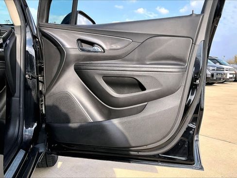 Used 2019 Buick Encore Essence image 20