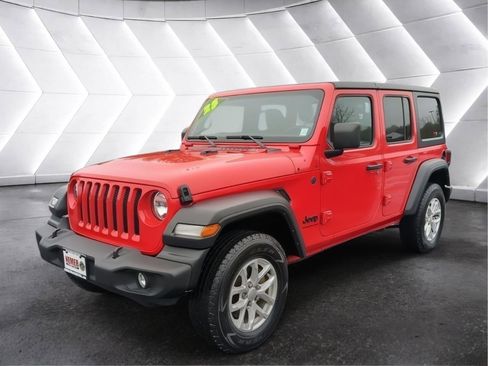 Used 2023 Jeep Wrangler Unlimited Sport AWD/4WD image 3