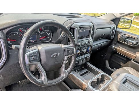 Used 2020 Chevrolet Silverado 1500 LT Trail Boss image 18