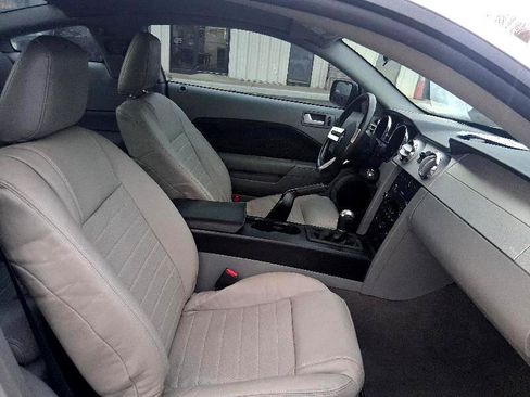 Used 2008 Ford Mustang GT image 19