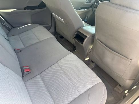 Used 2017 Toyota Camry LE FWD image 14