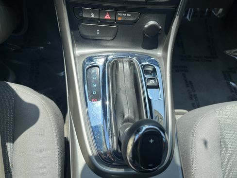 Used 2013 Chevrolet Malibu LS FWD image 21