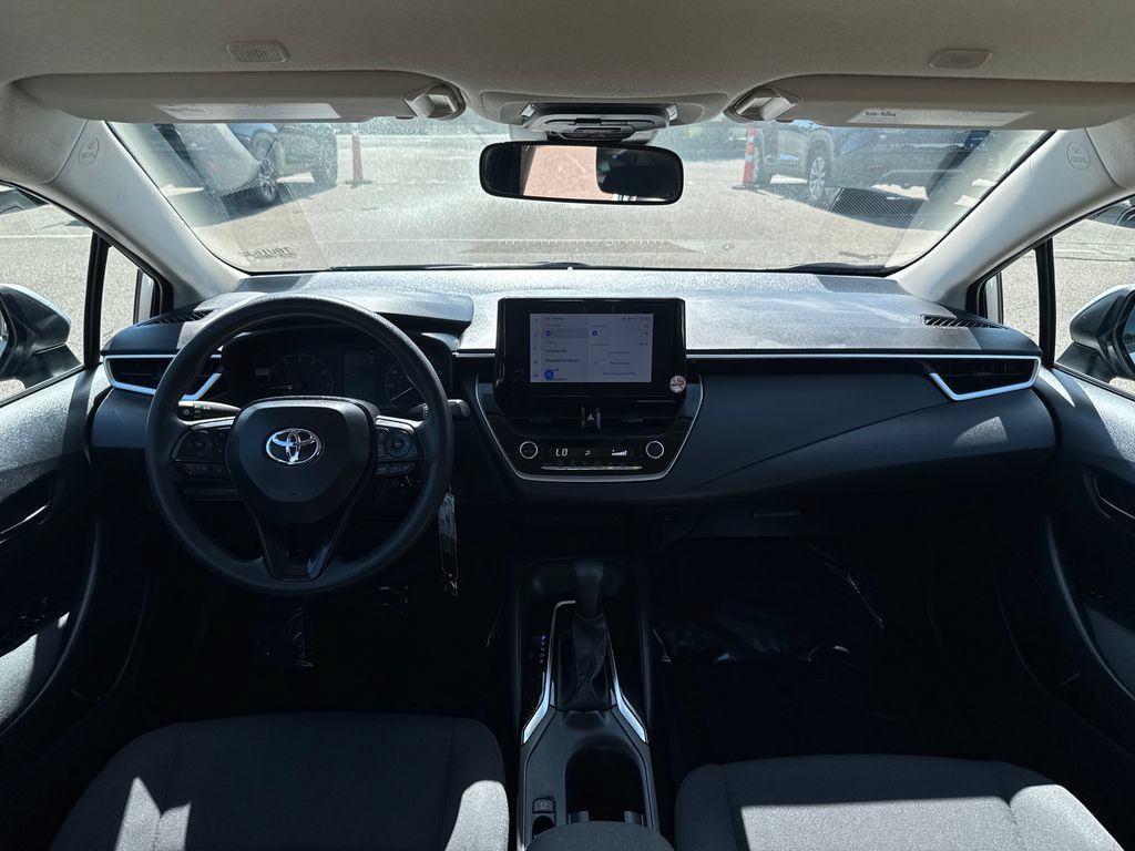 Used 2024 Toyota Corolla LE FWD image 10