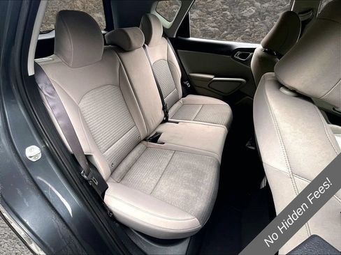 Used 2022 Kia Soul S FWD image 23