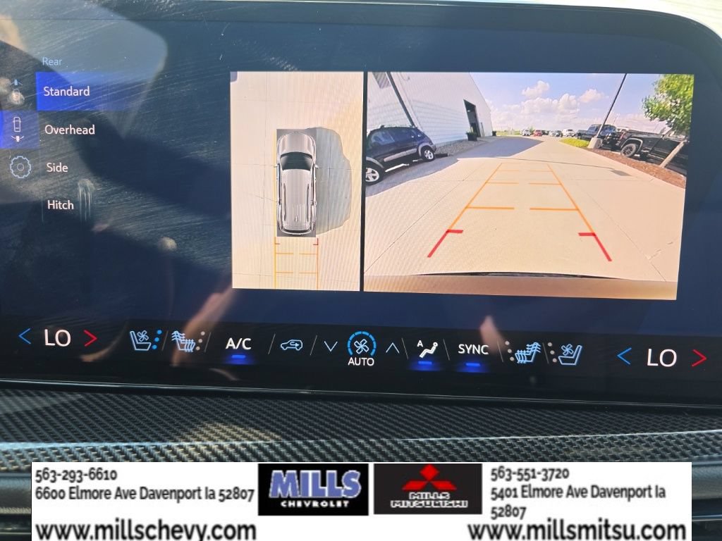 Used 2026 Chevrolet Traverse High Country w/ LPO, Floor Liner Package FWD image 13