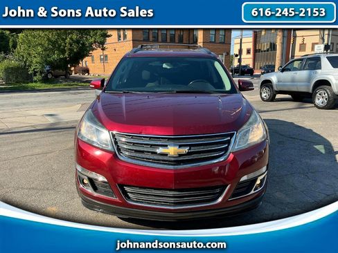 Used 2017 Chevrolet Traverse LT w/ Style and Technology Package image 1