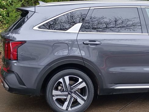Used 2023 Kia Sorento SX Prestige AWD/4WD image 4