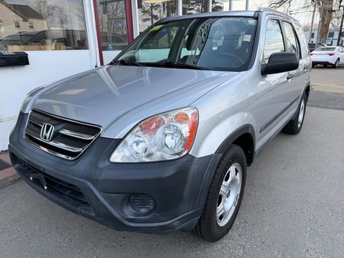 Used 2006 Honda CR-V LX image 2