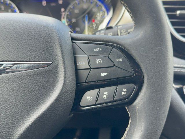 Used 2023 Chrysler Pacifica Limited w/ Uconnect Theater Family Group AWD/4WD image 19
