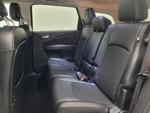 Used 2020 Dodge Journey Crossroad w/ Rear Seat Video Group I FWD image 18