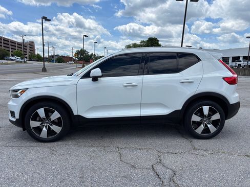 Used 2019 Volvo XC40 T5 Momentum AWD/4WD image 5