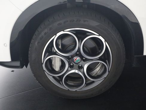 Used 2024 Alfa Romeo Tonale Ti AWD/4WD image 24