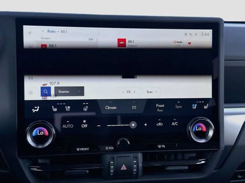 New 2026 Lexus GX 550 AWD/4WD image 34