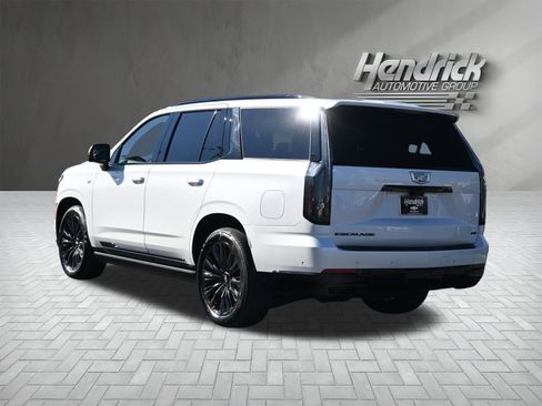 Used 2025 Cadillac Escalade Sport Platinum w/ LPO, ONYX Package image 10