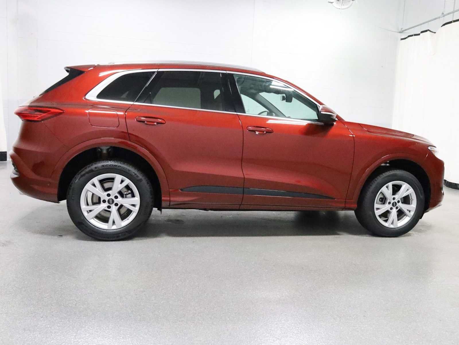 New 2026 Audi Q5 Premium AWD/4WD image 10