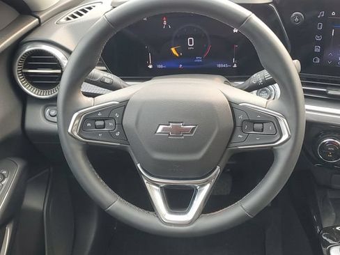 Certified 2024 Chevrolet Trax ACTIV w/ Sunroof Package FWD image 12
