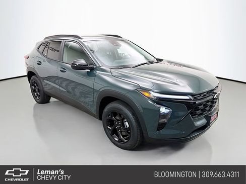 New 2026 Chevrolet Trax LT w/ Driver Confidence Package FWD image 1