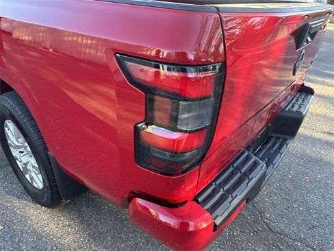 Used 2023 Nissan Frontier SV w/ Tow Package image 33