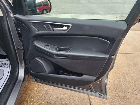 Used 2022 Ford Edge SEL w/ Convenience Package image 13