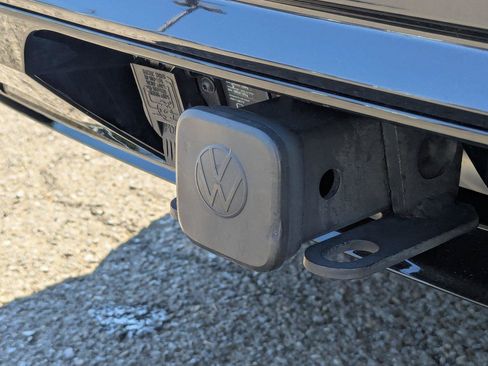 Certified 2023 Volkswagen Atlas SEL R-Line AWD/4WD image 39