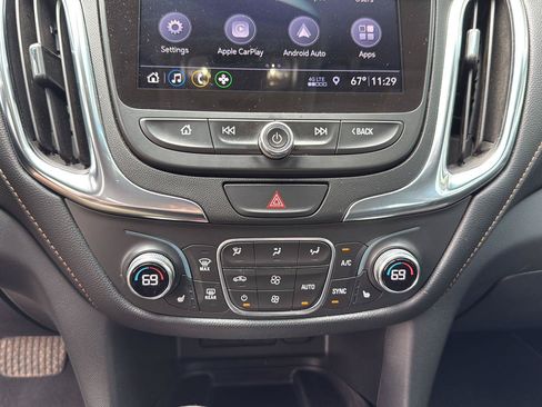 Used 2021 Chevrolet Equinox Premier FWD image 24