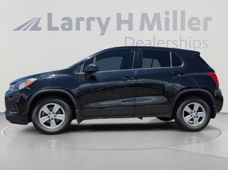 Used 2020 Chevrolet Trax LS w/ Tint and Cruise Package FWD video 2