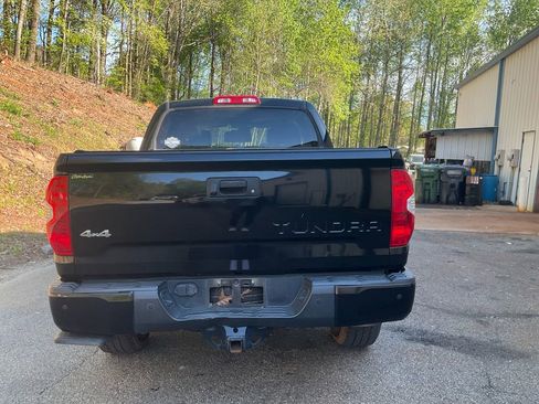 Used 2018 Toyota Tundra Platinum image 6