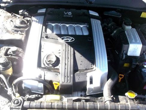 Used 2004 Hyundai XG350 image 8