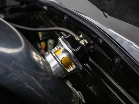 Used 2006 Chevrolet Corvette Z06 w/ Preferred Equipment Group image 49