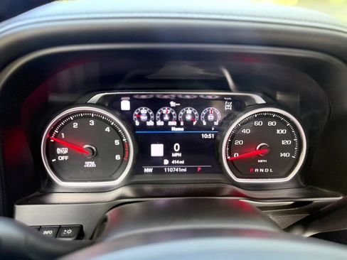 Used 2021 Chevrolet Silverado 1500 High Country w/ Technology Package AWD/4WD image 14