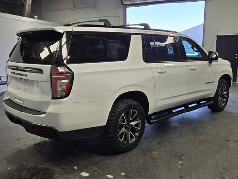 Used 2021 Chevrolet Suburban Z71 w/ Luxury Package AWD/4WD image 4