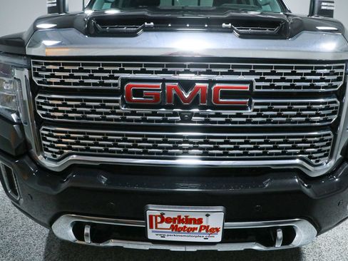 Used 2023 GMC Sierra 2500 Denali w/ Denali Ultimate Package AWD/4WD image 4