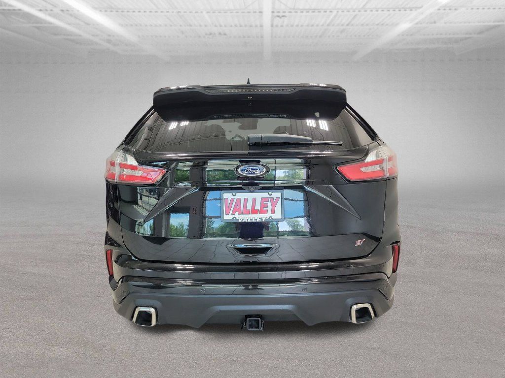 Used 2019 Ford Edge ST AWD/4WD image 14