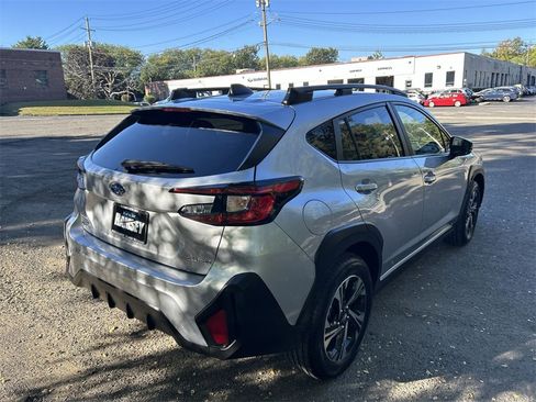 Certified 2025 Subaru Crosstrek 2.0i Premium image 8