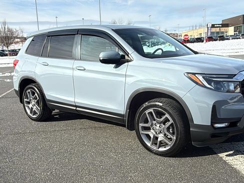 Used 2023 Honda Passport EX-L image 2