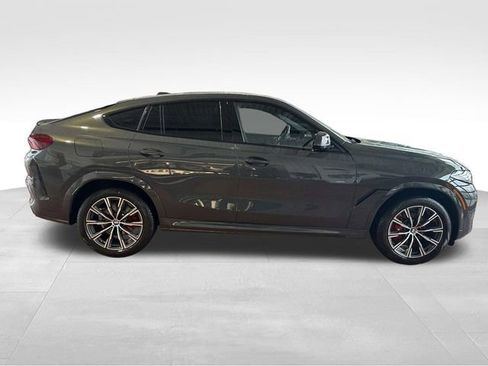 New 2026 BMW X6 xDrive40i w/ Climate Comfort Package image 2