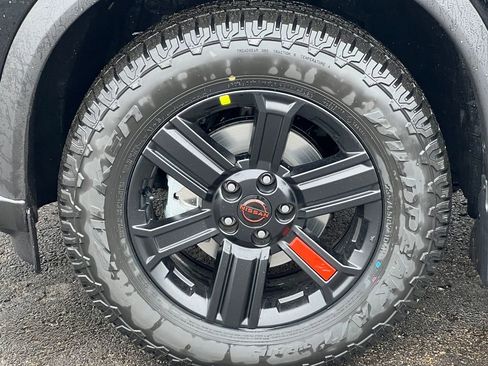 New 2026 Nissan Rogue Rock Creek image 6