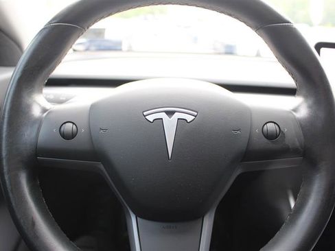 Used 2018 Tesla Model 3 Long Range AWD/4WD image 13